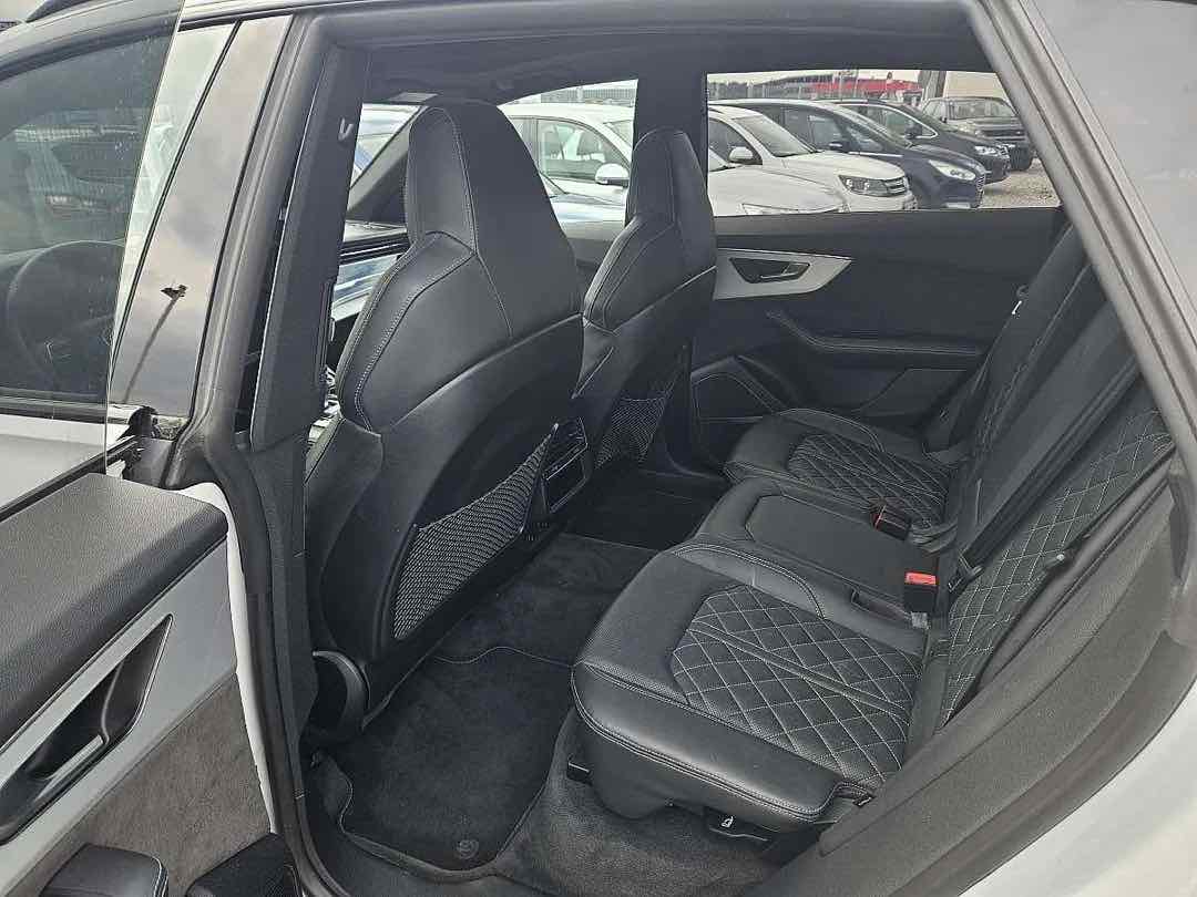 Foto 8: Audi Q8 50 MHEV TDI quattro Tiptronic