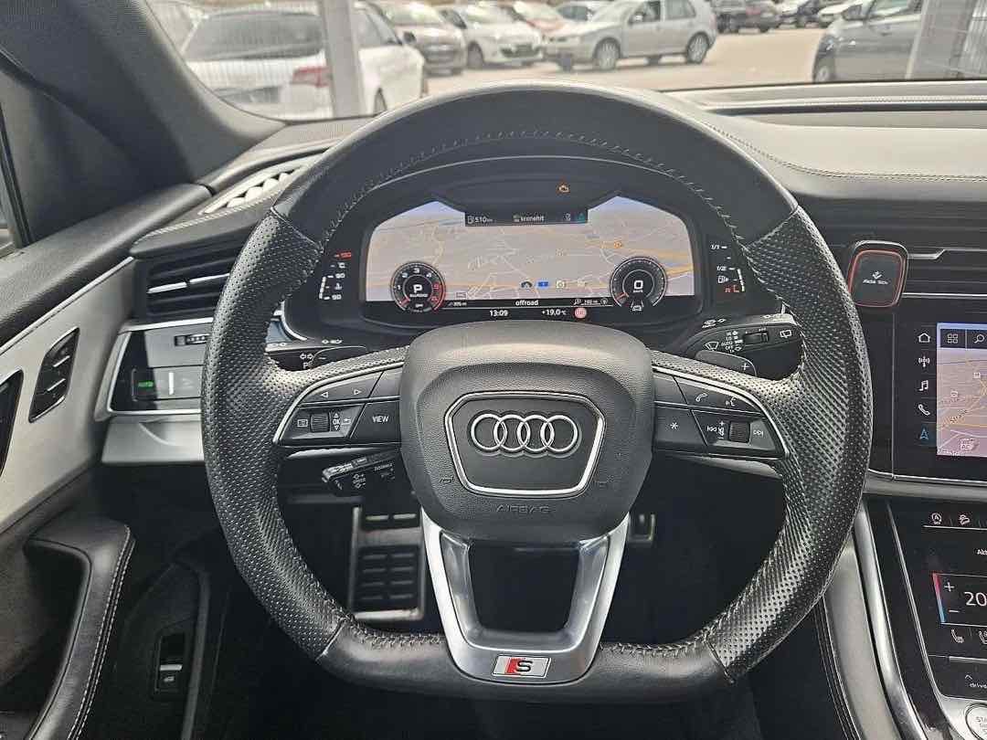 Foto 13: Audi Q8 50 MHEV TDI quattro Tiptronic