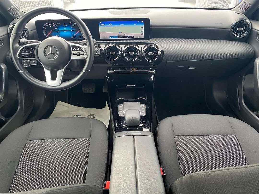 Foto 10: Mercedes-Benz A-Klasse A 180 d Aut.