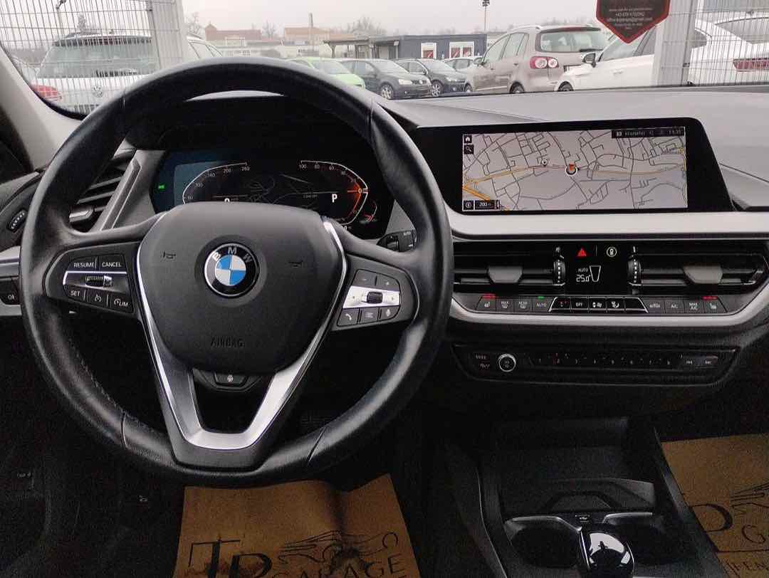 Foto 13: BMW 1er-Reihe 116d Top Ausstattung