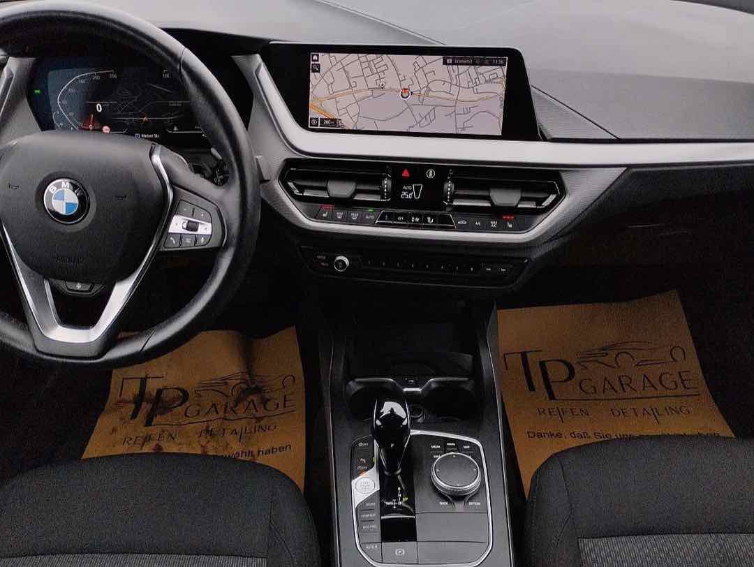 Foto 15: BMW 1er-Reihe 116d Top Ausstattung
