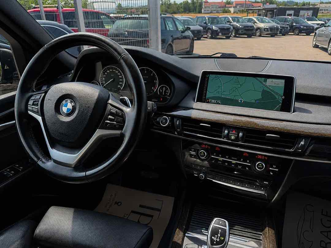 Foto 11: BMW X5 xDrive30d Aut. TOP-Ausstattung