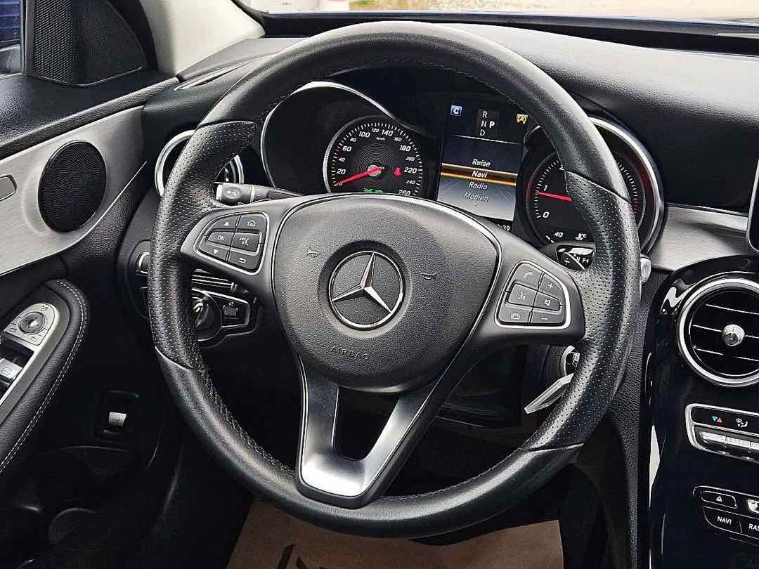 Foto 12: Mercedes-Benz C-Klasse C 200 d T Aut. Limousine