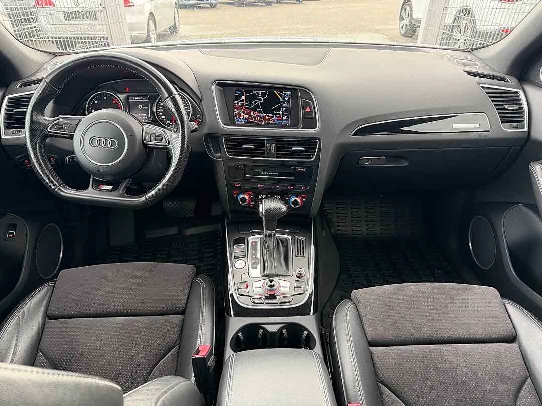 Foto 8: Audi Q5 3,0 TDI quattro S-LINE