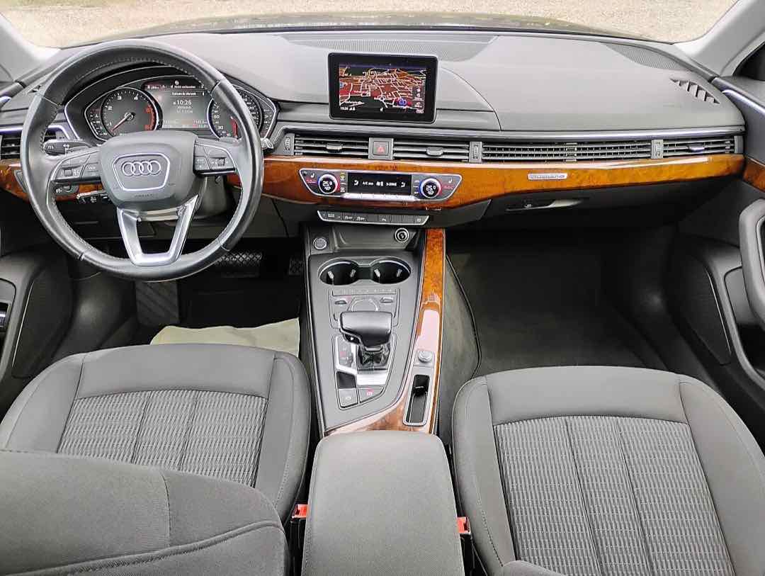 Foto 10: Audi A4 Avant 3,0 TDI quattro Design tiptronic