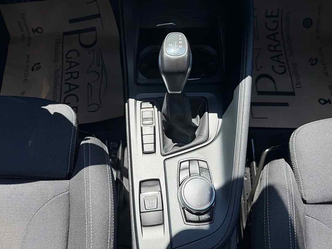 Foto 15: BMW X1 sDrive18d Advantage Aut.