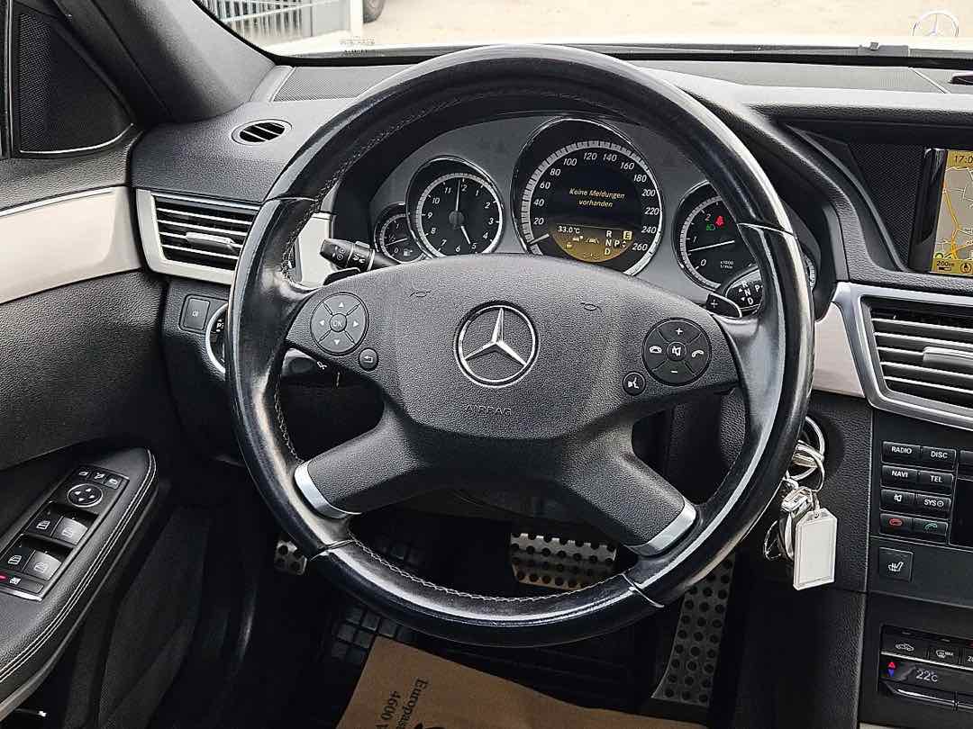 Foto 12: Mercedes-Benz E-Klasse E 350 CDI AMG-Line Vollausstattung!