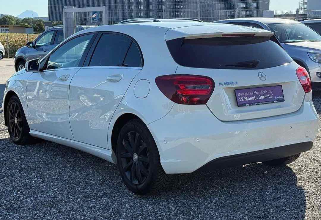 Foto 6: Mercedes-Benz A-Klasse A 180 d Aut.