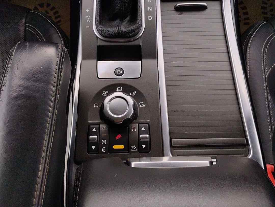 Foto 15: Land Rover Range Rover Sport 3,0 SDV6 HSE