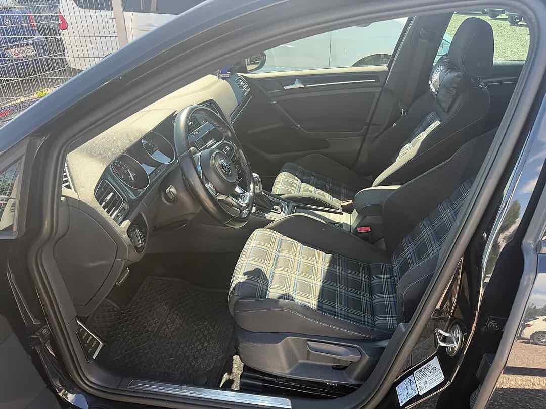 Foto 8: VW Golf GTE 1,4 PHEV