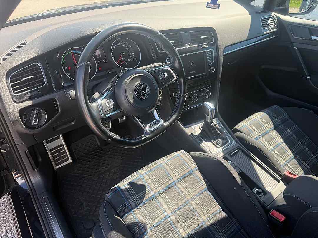 Foto 9: VW Golf GTE 1,4 PHEV