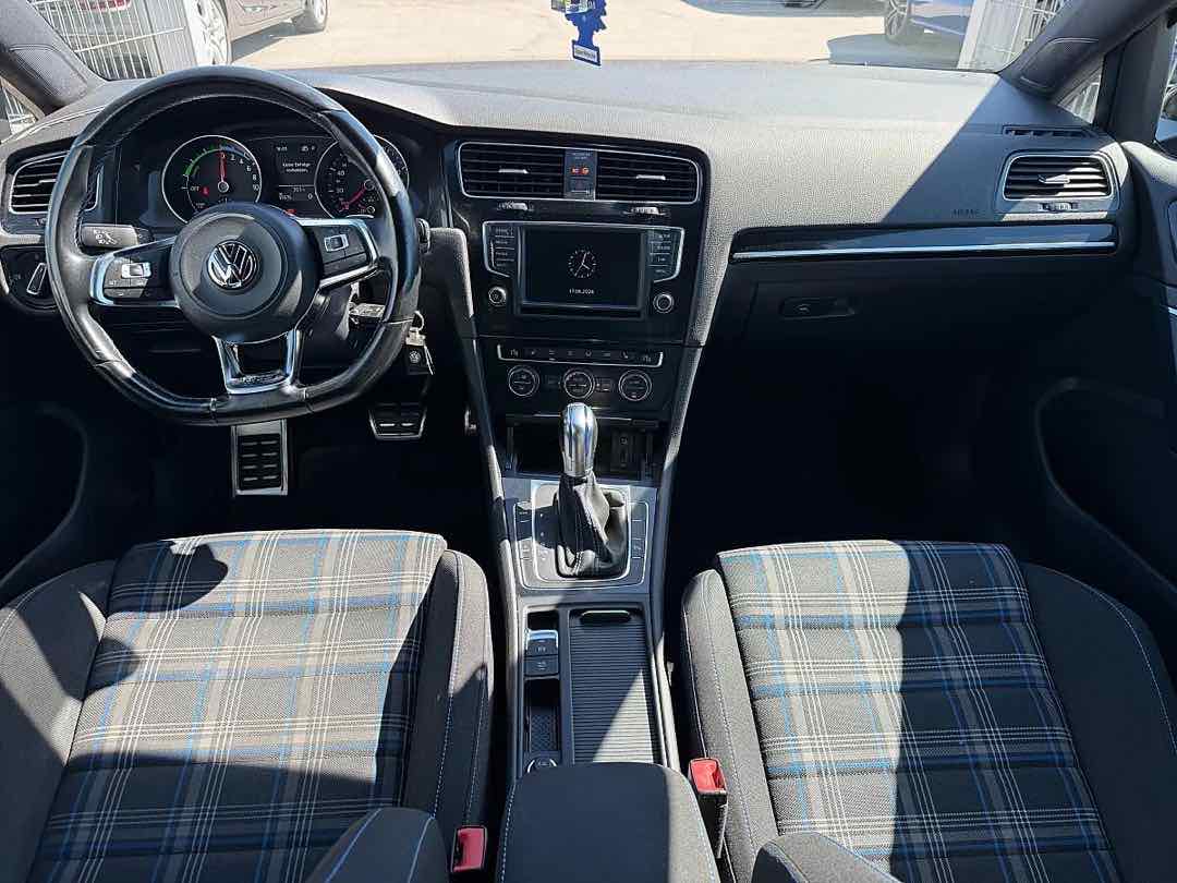Foto 10: VW Golf GTE 1,4 PHEV