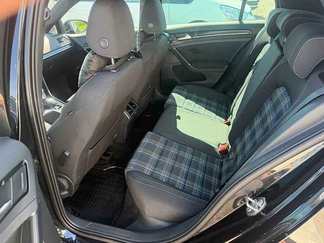 Foto 14: VW Golf GTE 1,4 PHEV